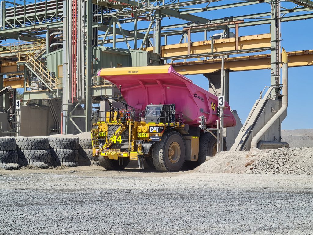 Newmont’s Boddington mine safely hauls more than 100 million tonnes of material autonomously using Cat MineStar