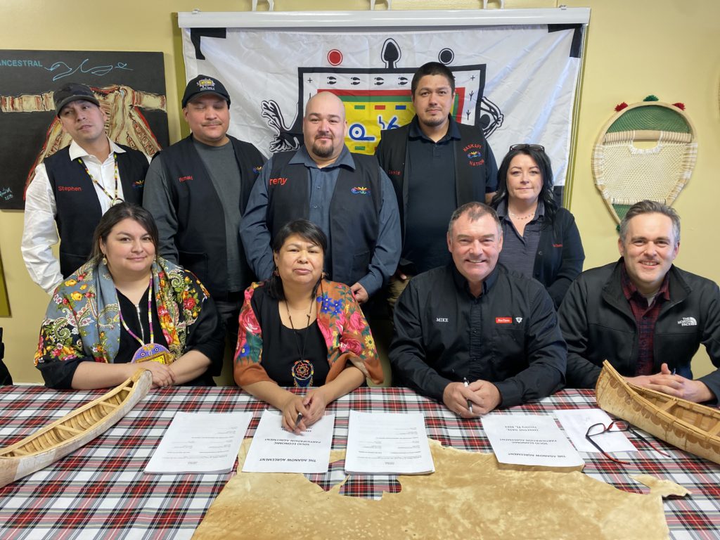 Naskapi Nation, Iron Ore Company of Canada sign socio-economic “Aganow” agreement