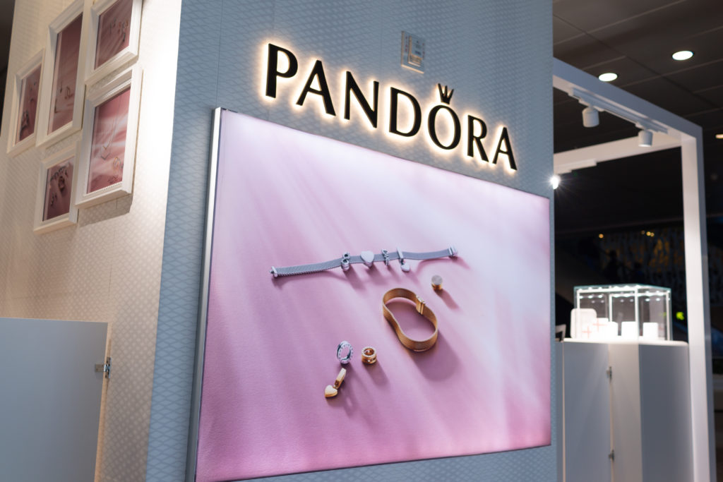 Jewelry maker Pandora targets recycled gold