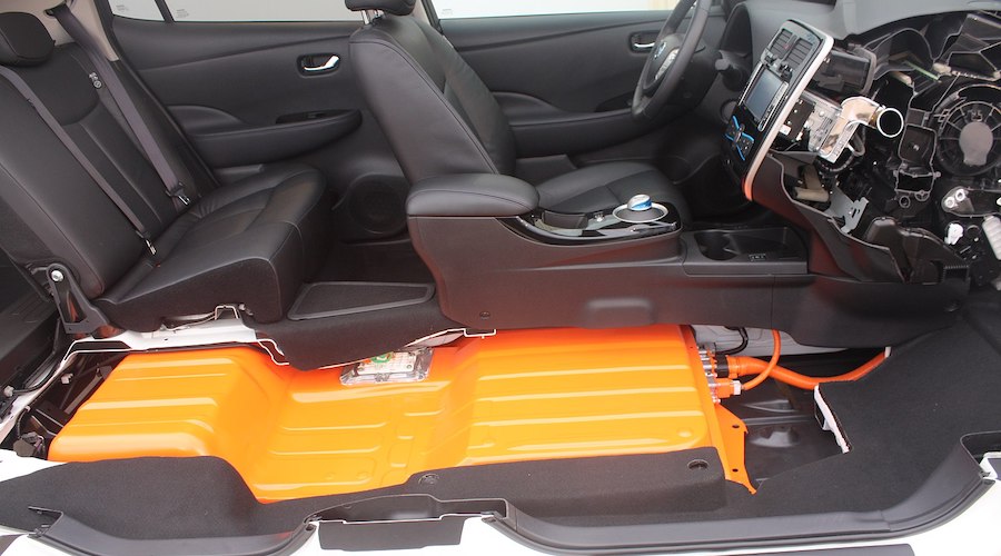 Location of the battery pack shown in a cutaway of the 2013 Nissan Leaf exhibited in Norway during the launch of the new year model