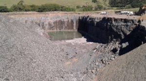 Open-cast limestone mine in Saltinho, São Paulo state, Brazil. Credit: Francisco Ruiz/ESALQ-USP