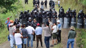 Confrontation in Palo Quemado, Ecuador, on March 20, 2024.