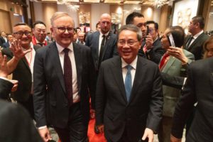 Chinese Premier Li Qiang and Australian Prime Minister Anthony Albanese.